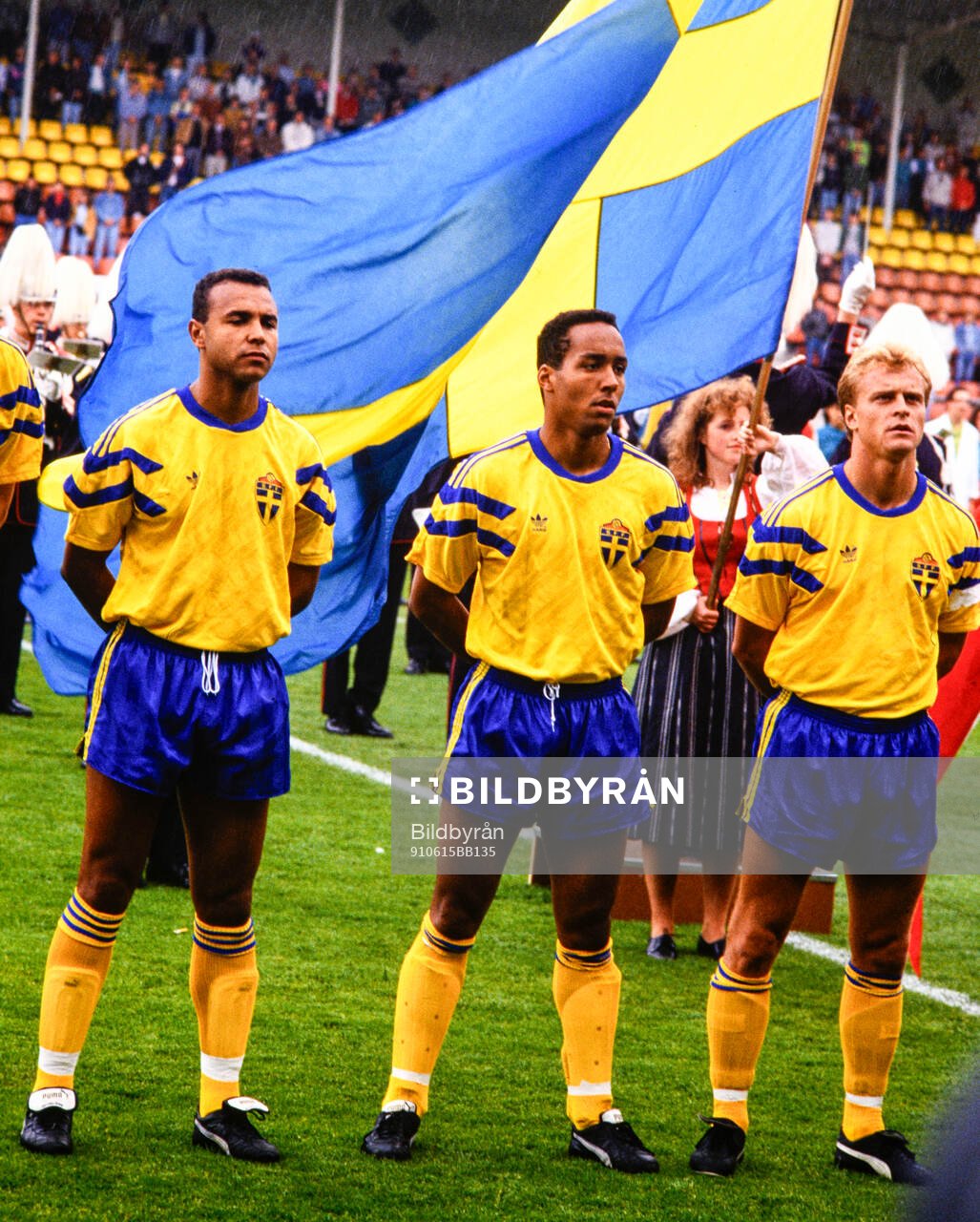Fotboll, Sverige - Danmark: Sveriges Jean-Paul von Der Burg, Martin Dahlin och Jonas Thern före matchen på Idrottsparken i Norrköping.