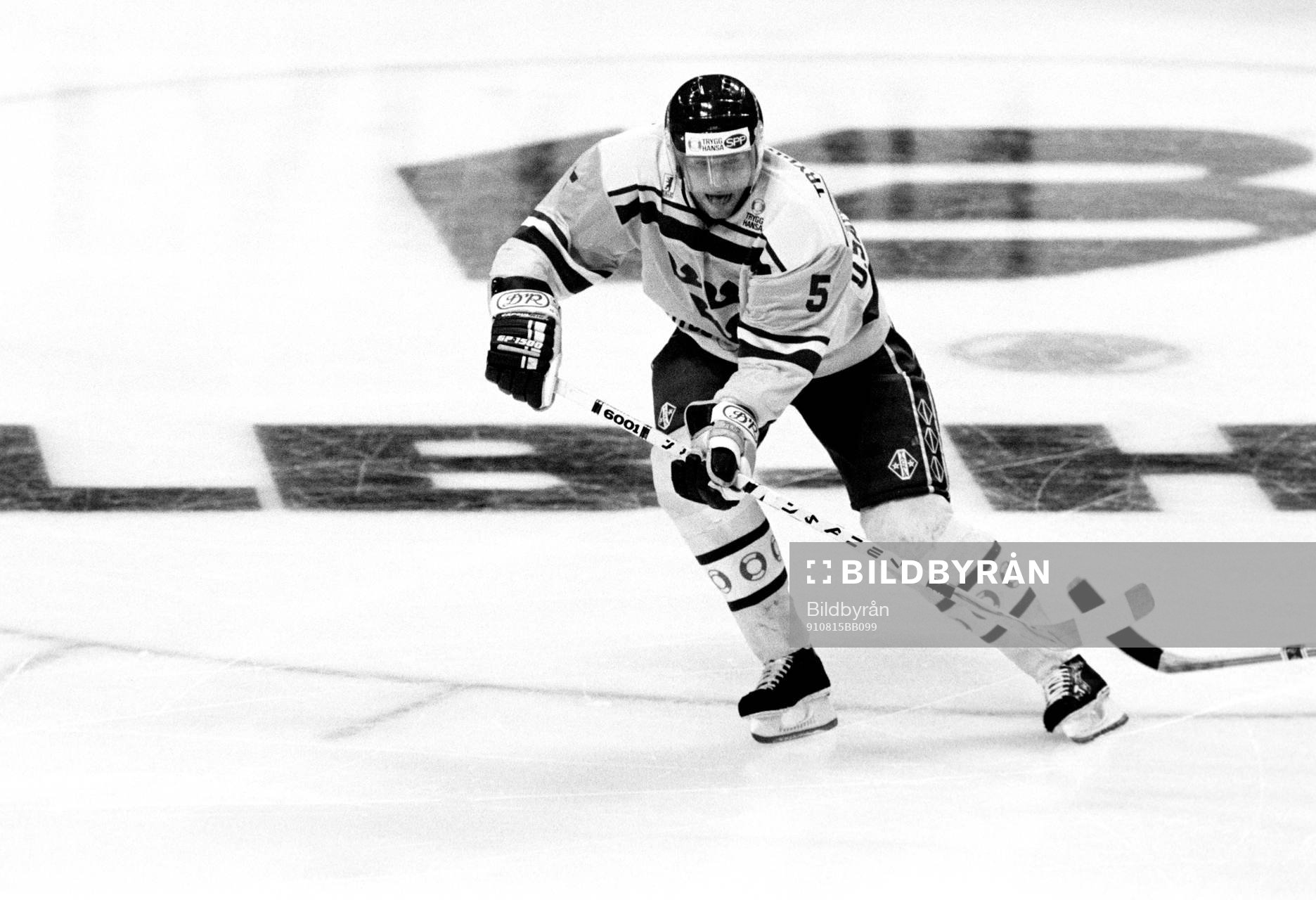 Ulf Samuelsson, Sverige