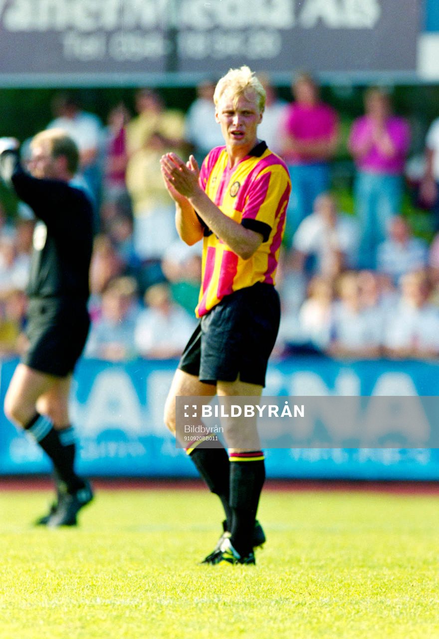 Klas Ingesson på en träningsmatch i Karlstad