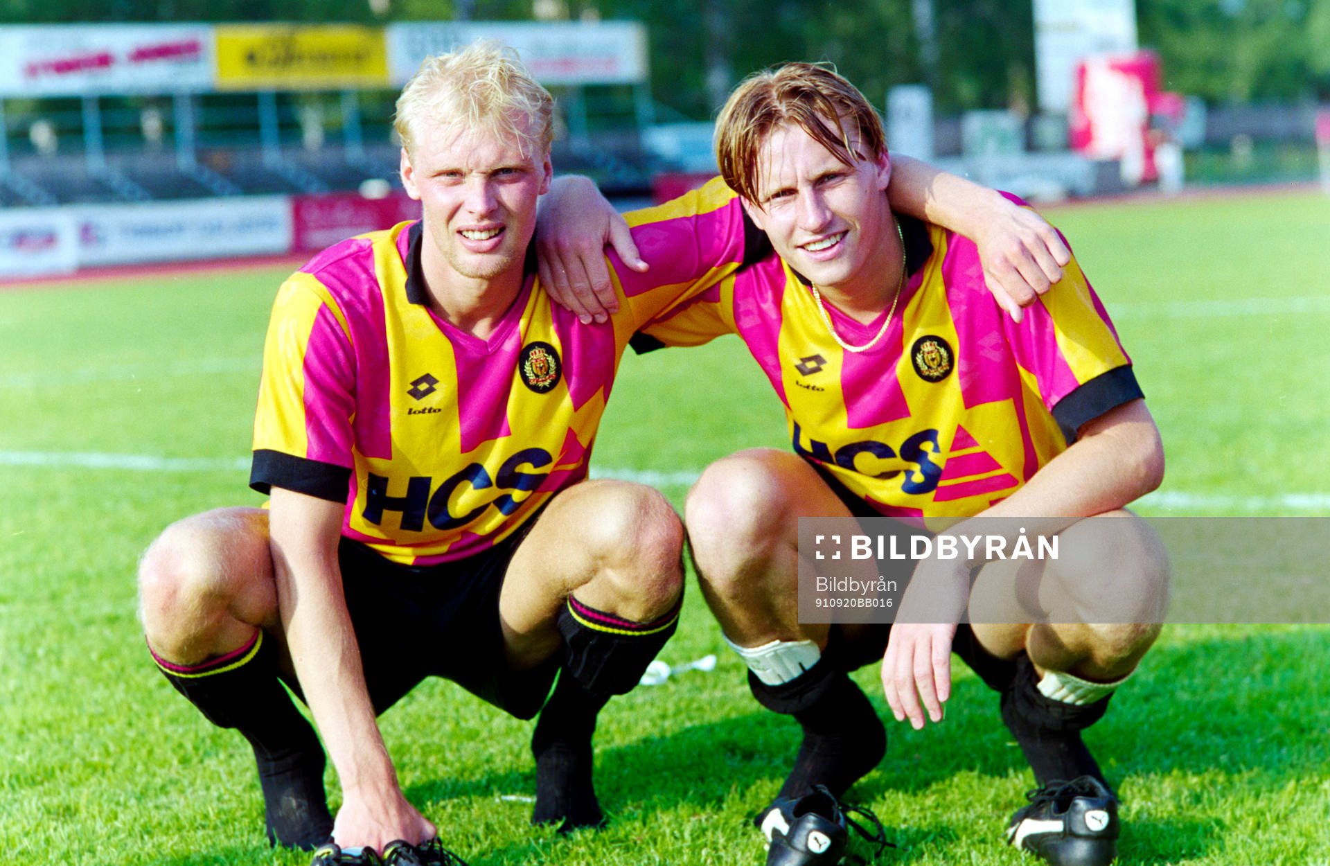 Klas Ingesson och Kennet Andersson på en träningsmatch i