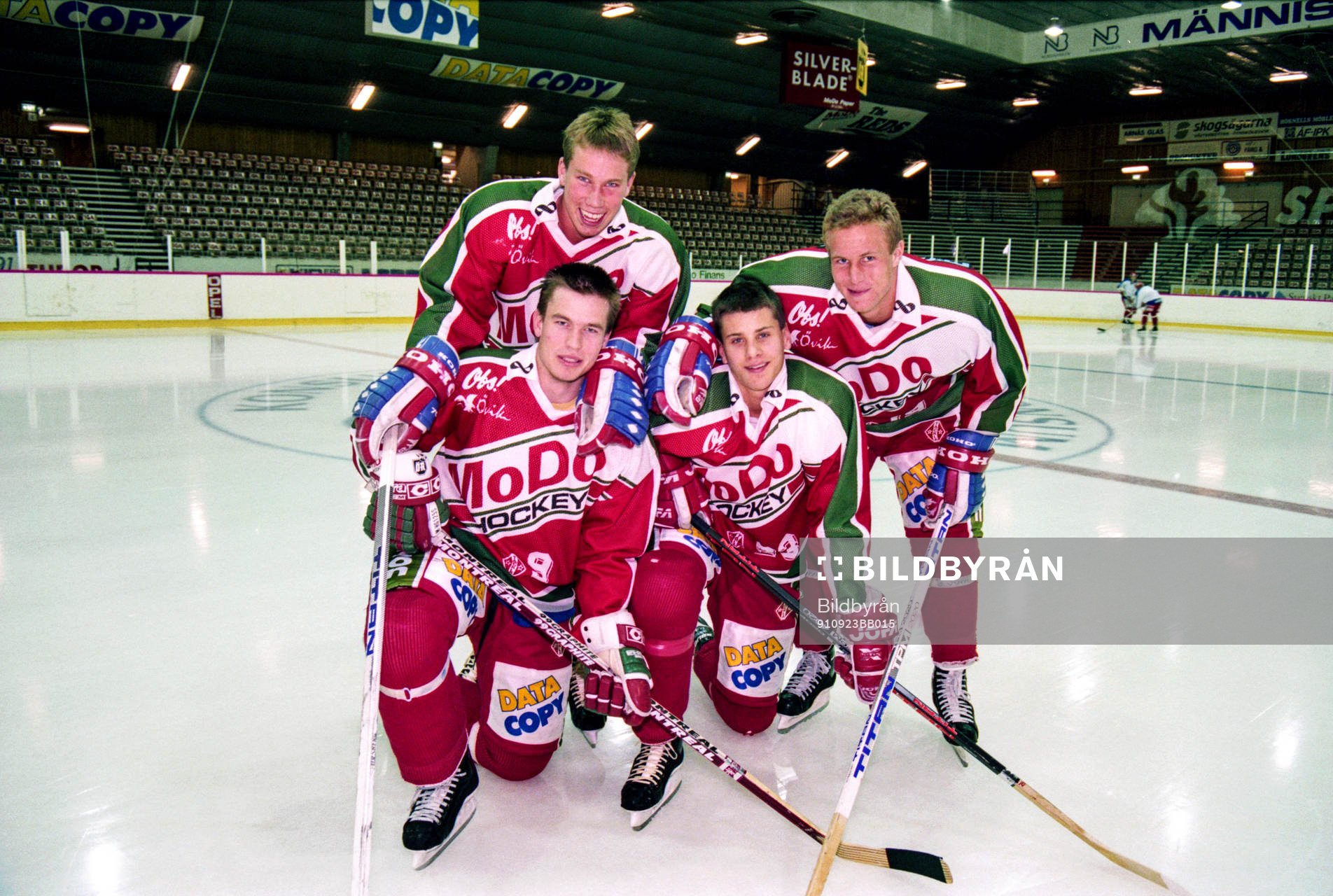 Modos spelare födda 1973, Bakre raden fr. v Peter Forsberg