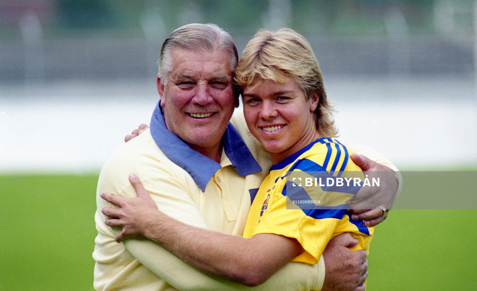 Gunnar Nordahl och Tomas Brolin, Sverige