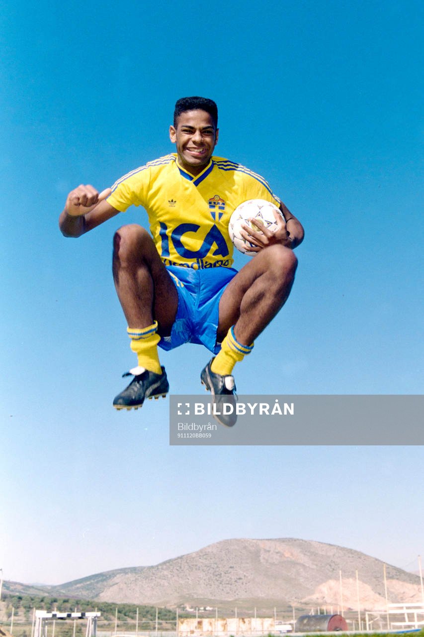 Pascal Simpson, Sverige