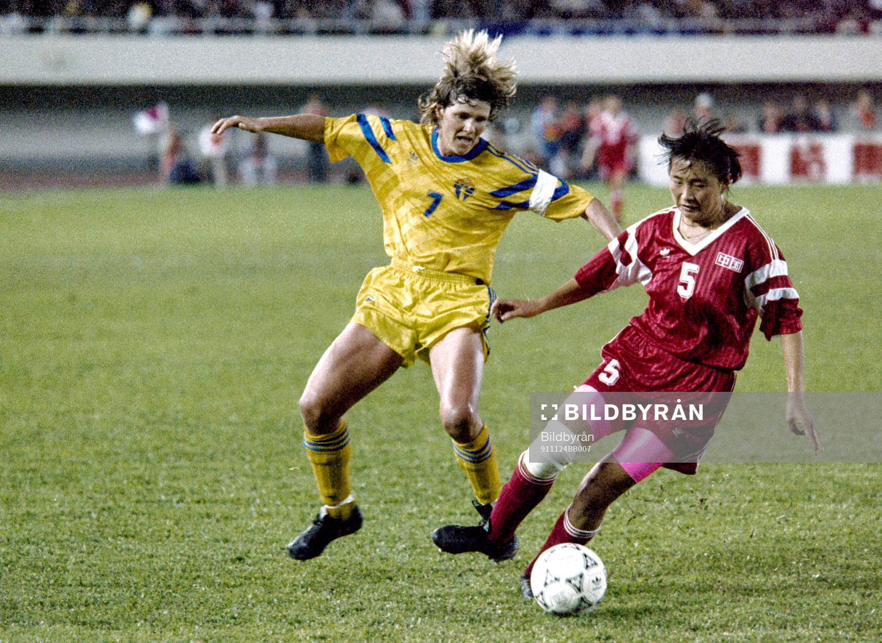 Pia Sundhage, Sverige