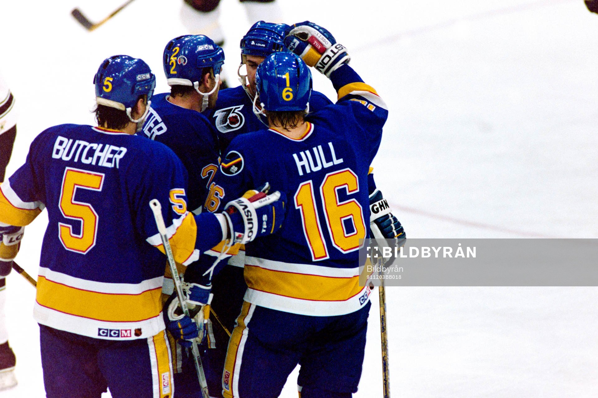 Brett Hull, St Louis Blues jublar