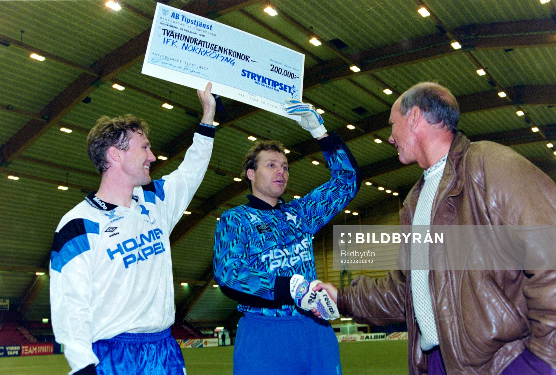 Jan Eriksson och Lars Eriksson, målvakt, Norrköping får