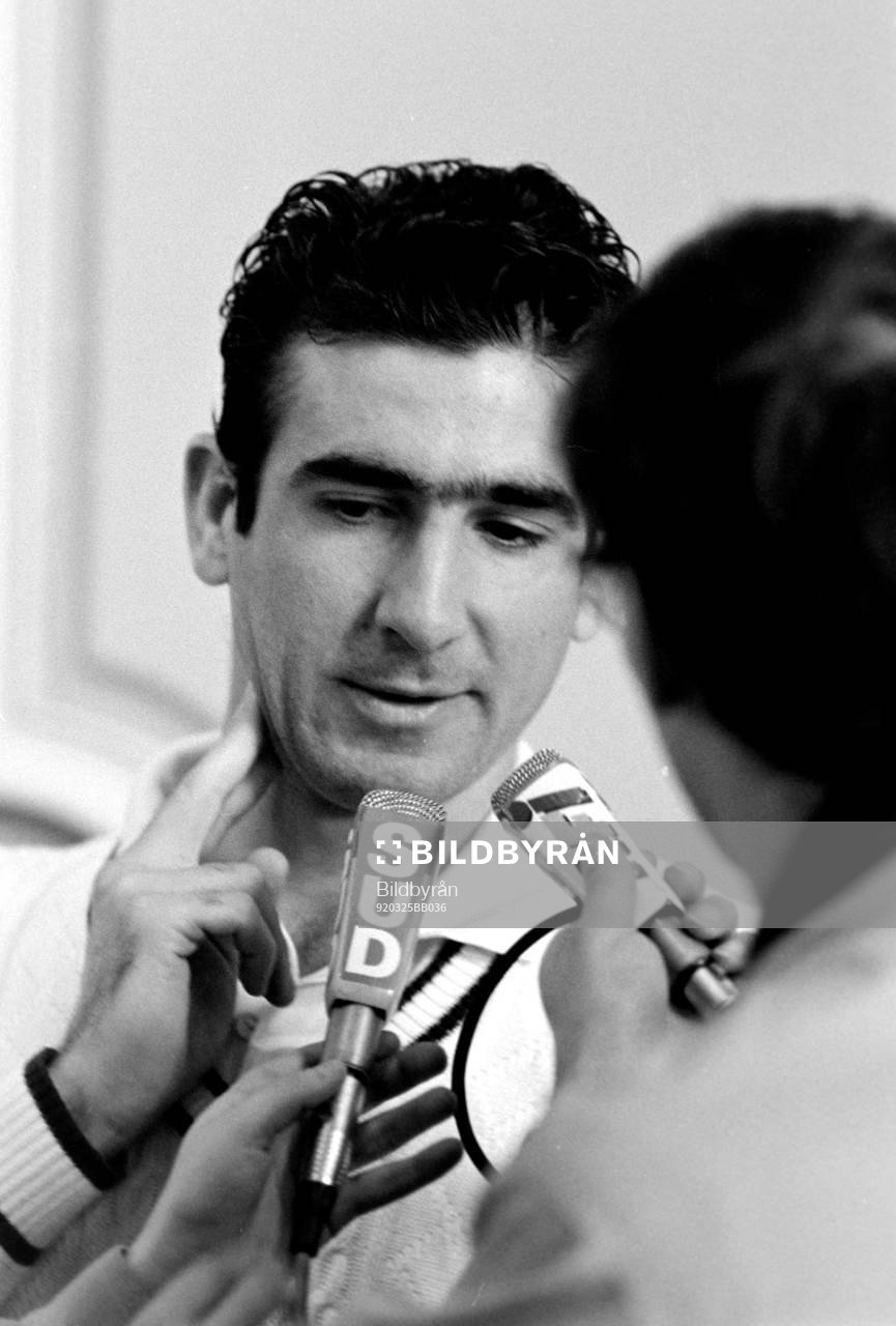 Eric Cantona, Frankrike