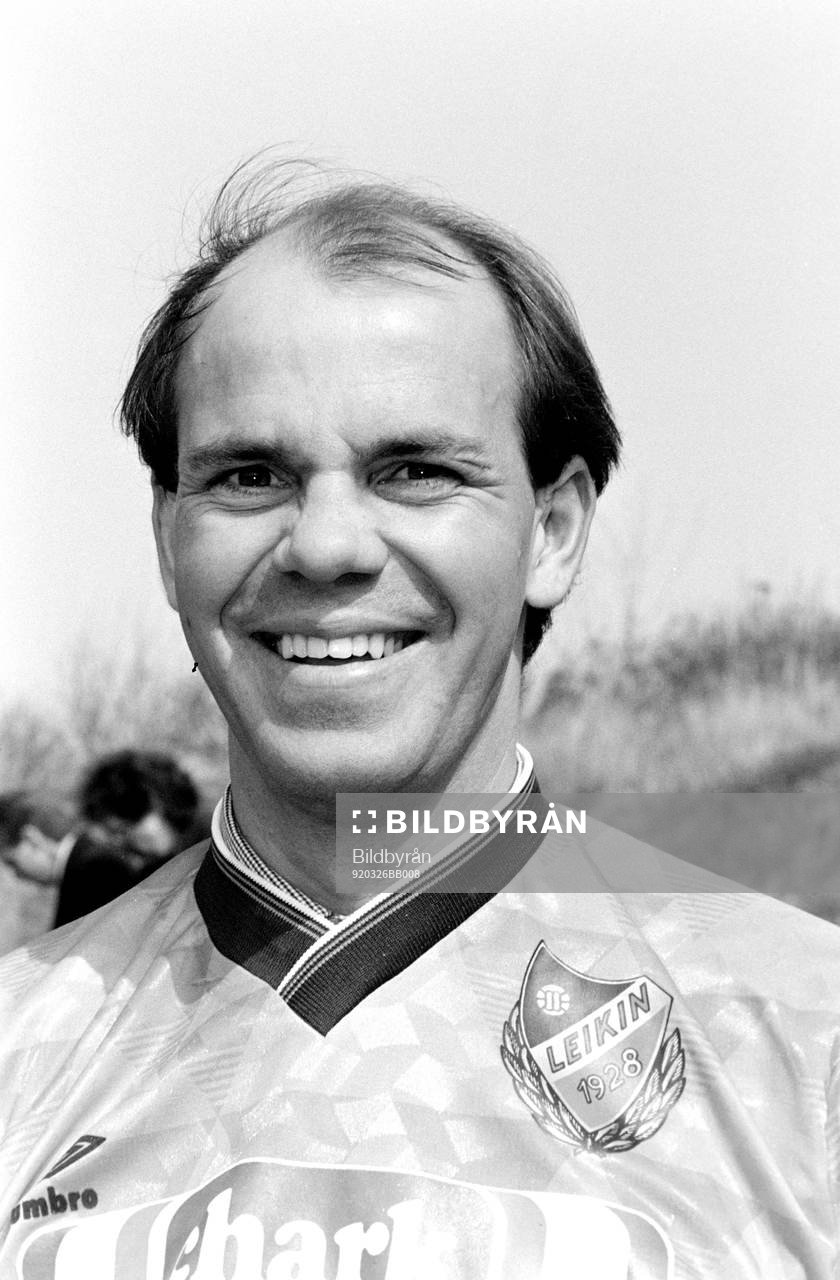 Fotboll, Div 1 Södra, Upptakt: Tommy Frejdh, tränare i Leikin.