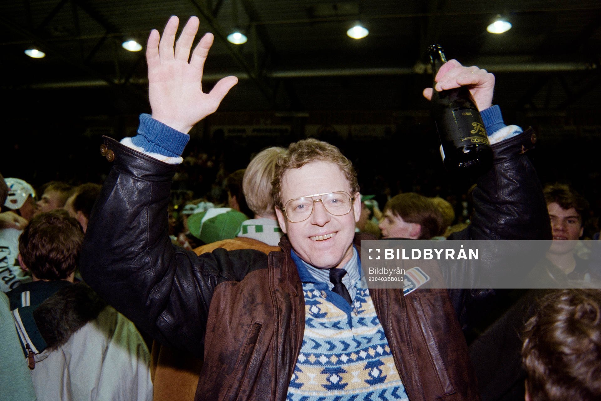 Christer Abrahamsson, tränare i Rögle jublar