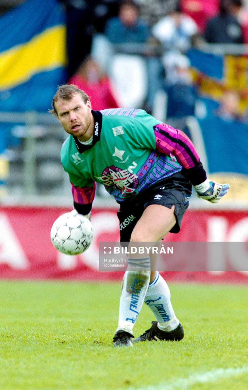Fotboll, Allsvenskan, Öster - IFK Norrköping, 1-0:  Lars Eriksson, målvakt, Norrköping. 
