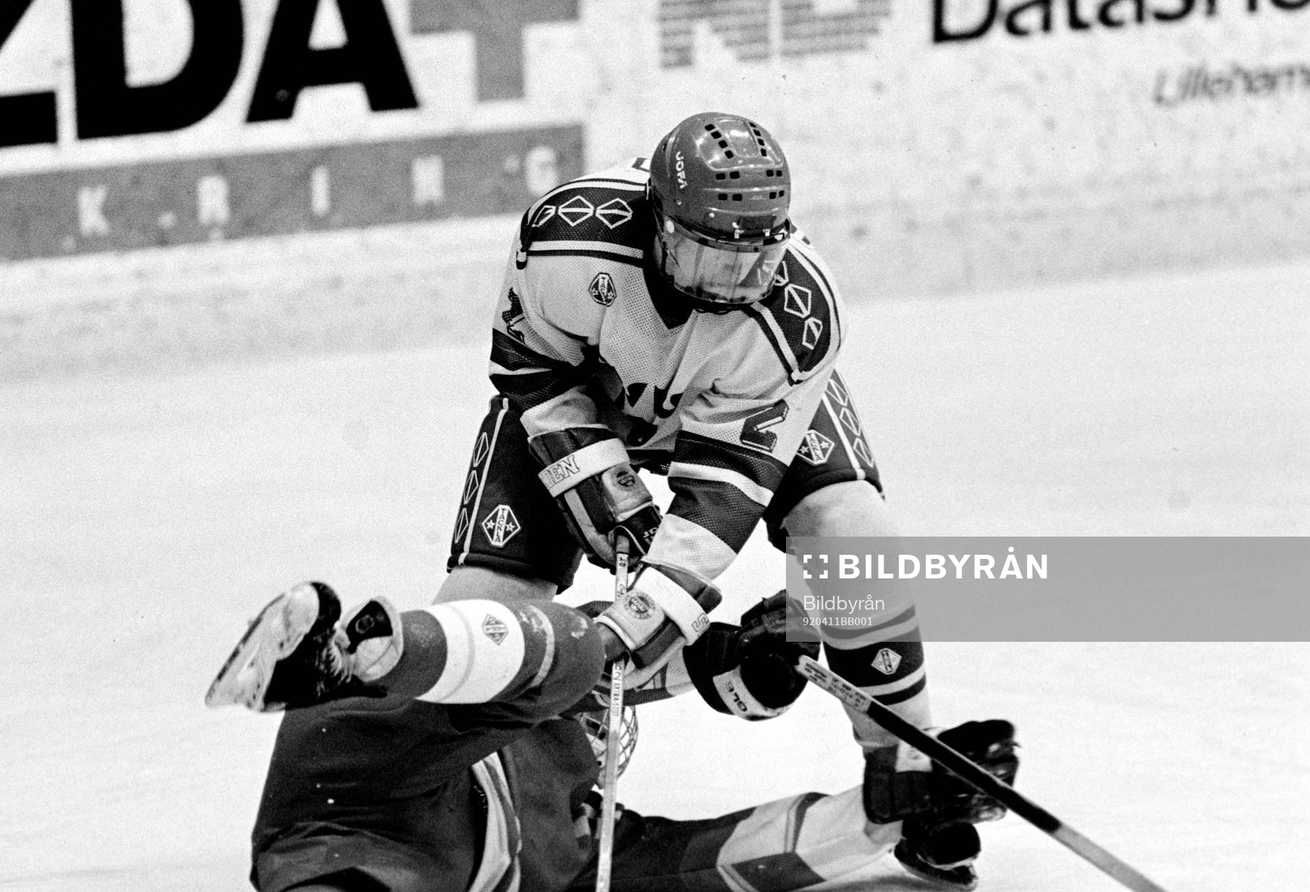 Mattias Hedlund, Sverige i kamp om pucken
