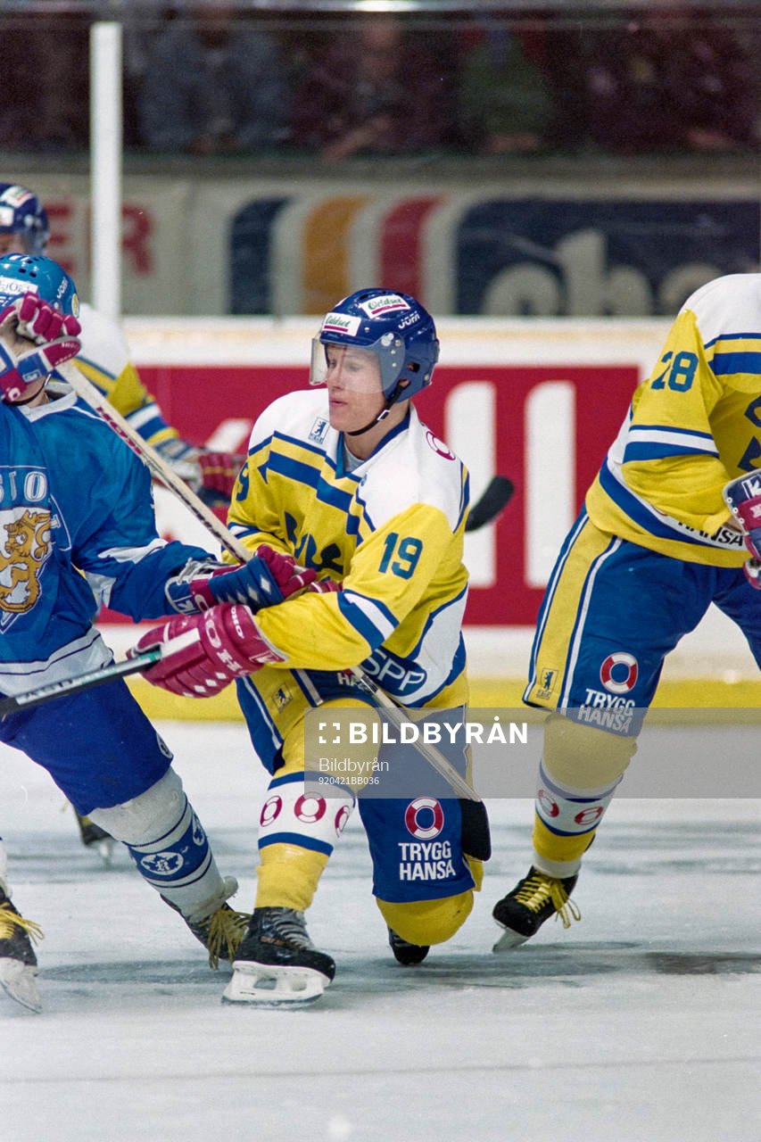 Markus Näslund, Sverige