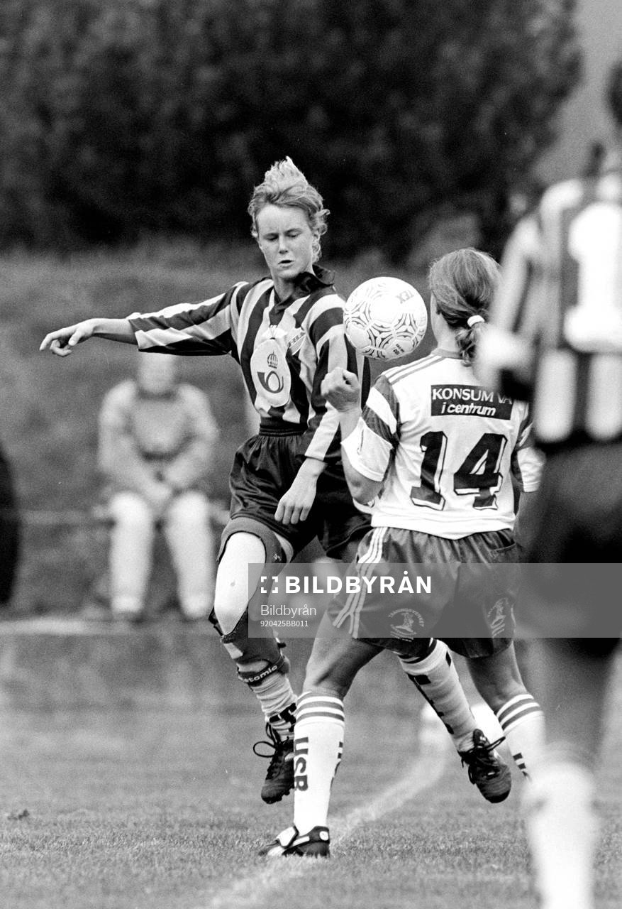 Malin Andersson, Vä i kamp om bollen