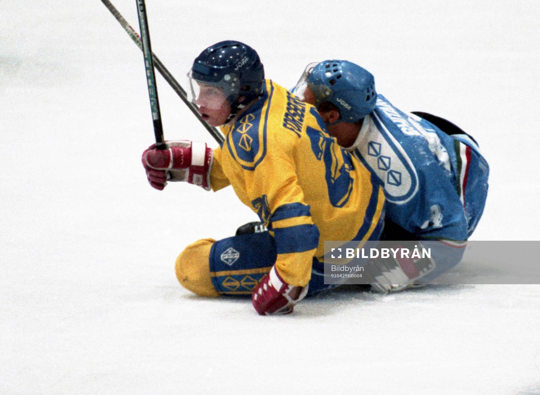 Peter Forsberg, Sverige blir nerdragen