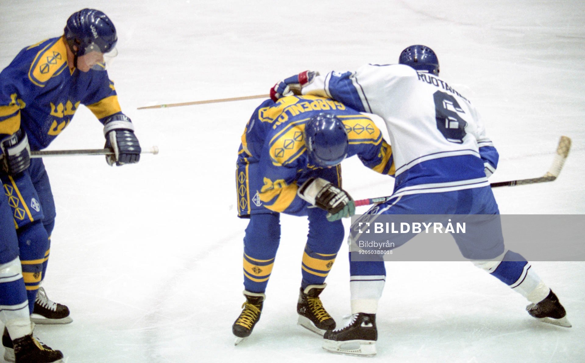 Johan Garpenlöv, Sverige brottas med Arto Routanen, Finland