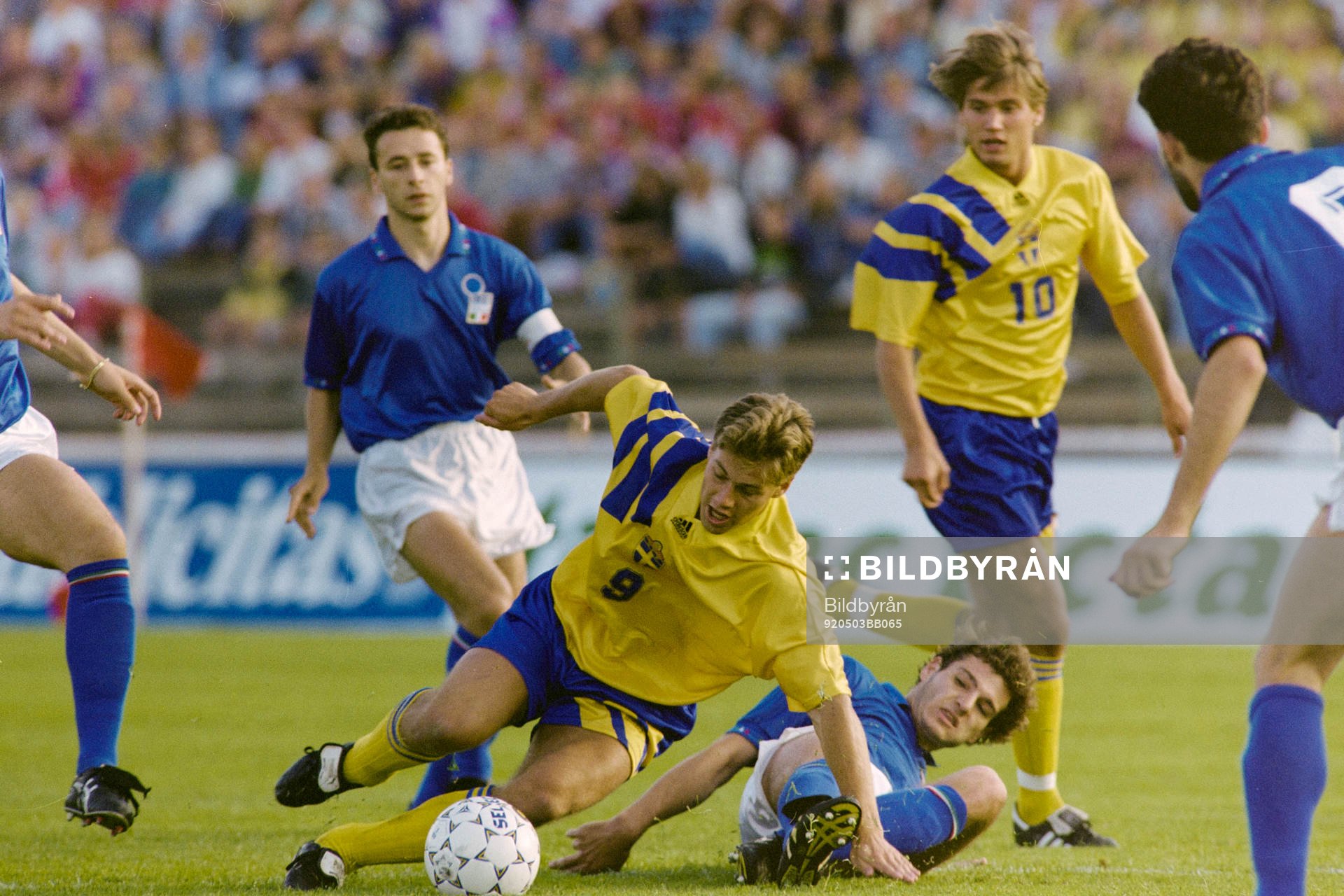 Niklas Gudmundsson, Sverige