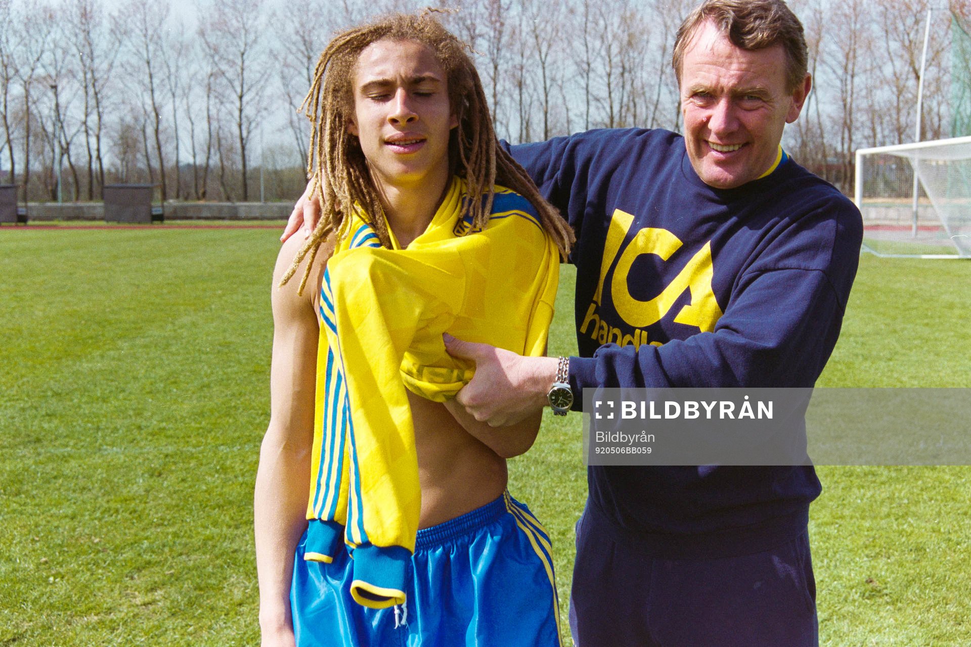 Henrik Larsson och Nils Andersson, förbundskapten, Sverige
