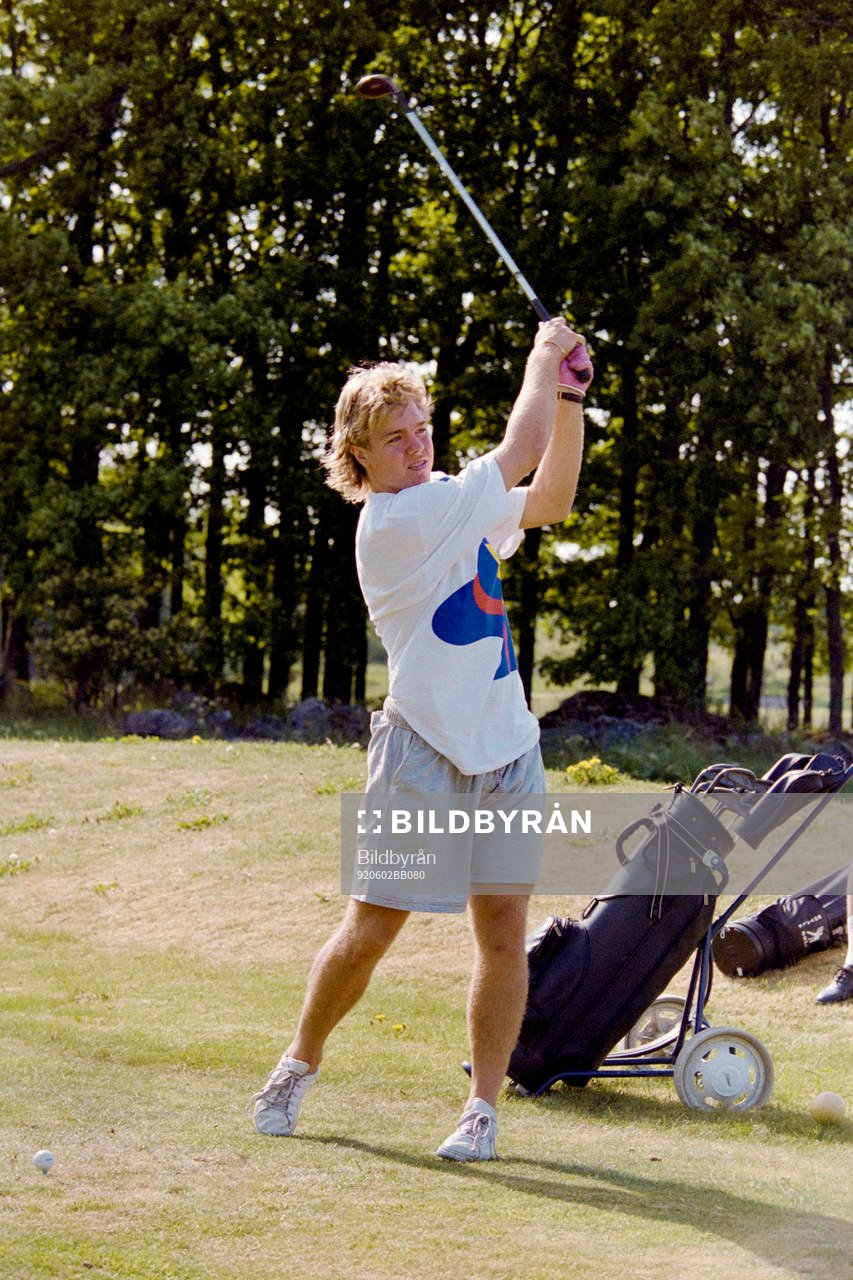 Tomas Brolin, Sverige spelar golf
