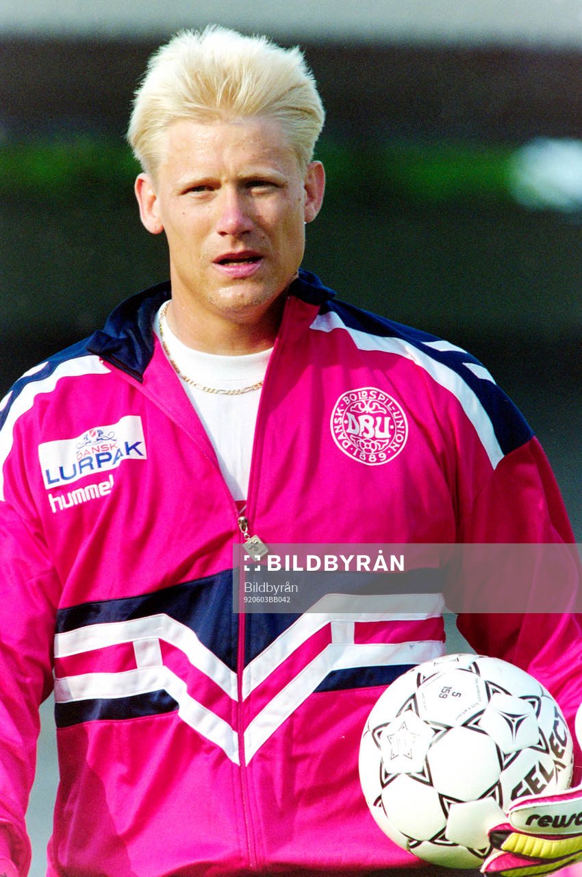Fotboll, Danmark - OSS, 1-1: Peter Schmeichel, målvakt i Danmark.