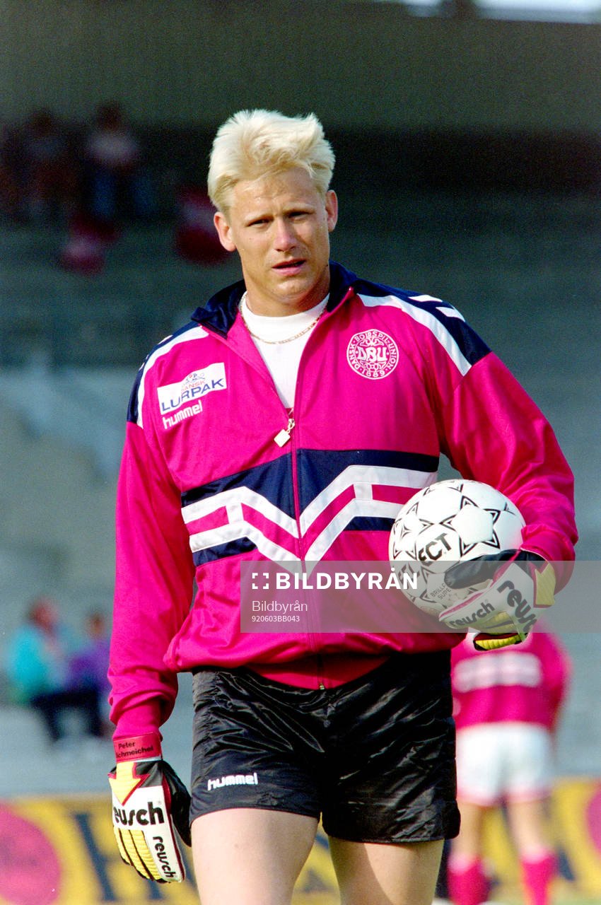 Fotboll, Danmark - OSS, 1-1: Peter Schmeichel, målvakt i Danmark.