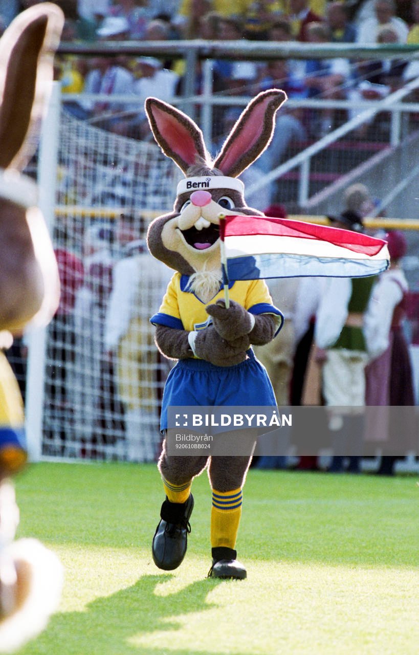 Maskot på planen