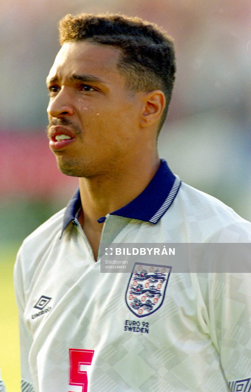 Englands Des Walker