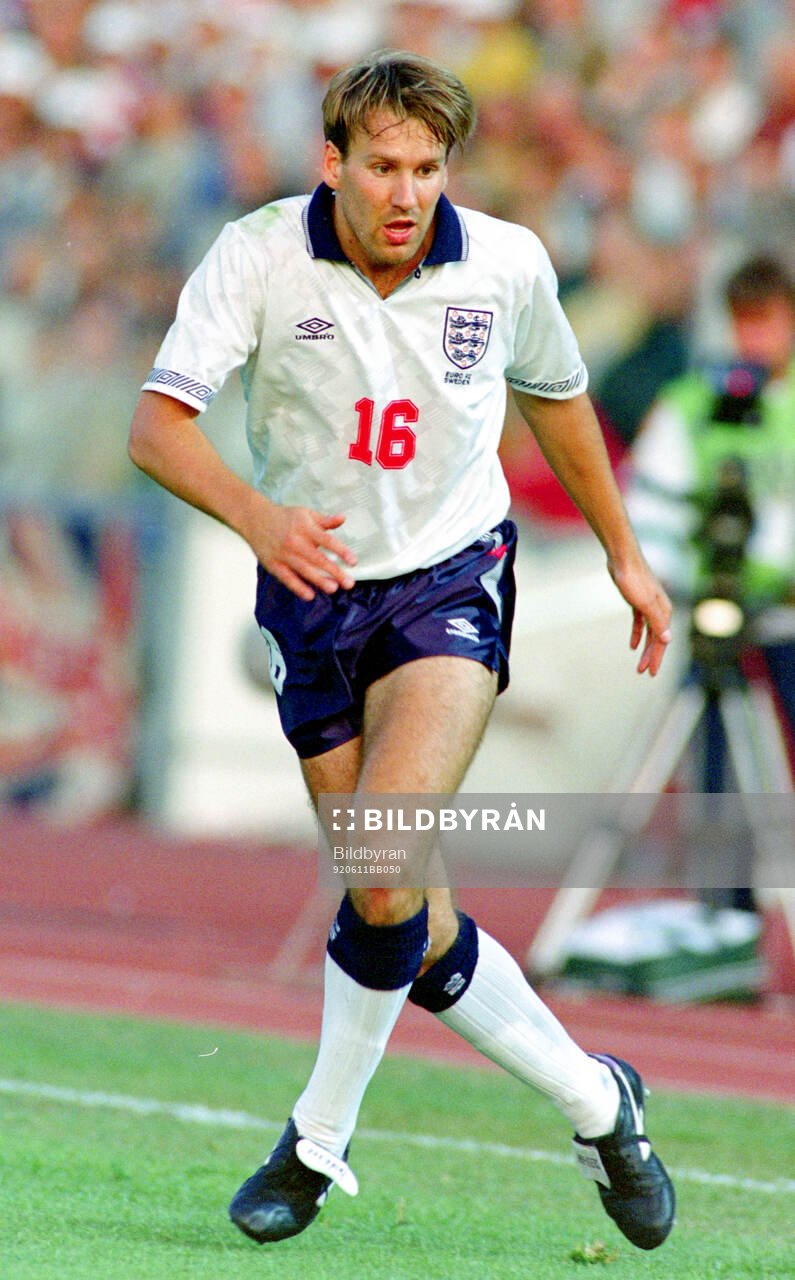 Englands Paul Merson