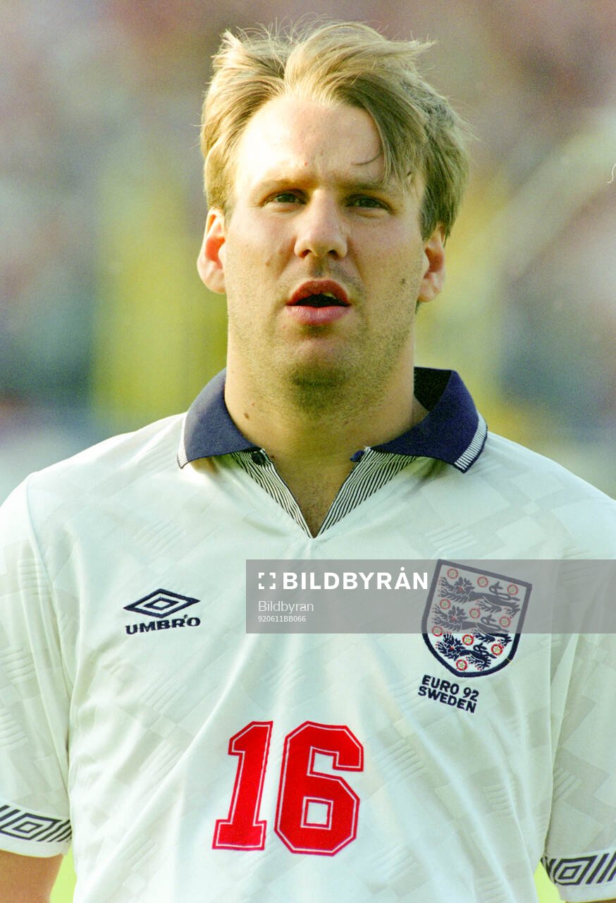 Englands Paul Merson