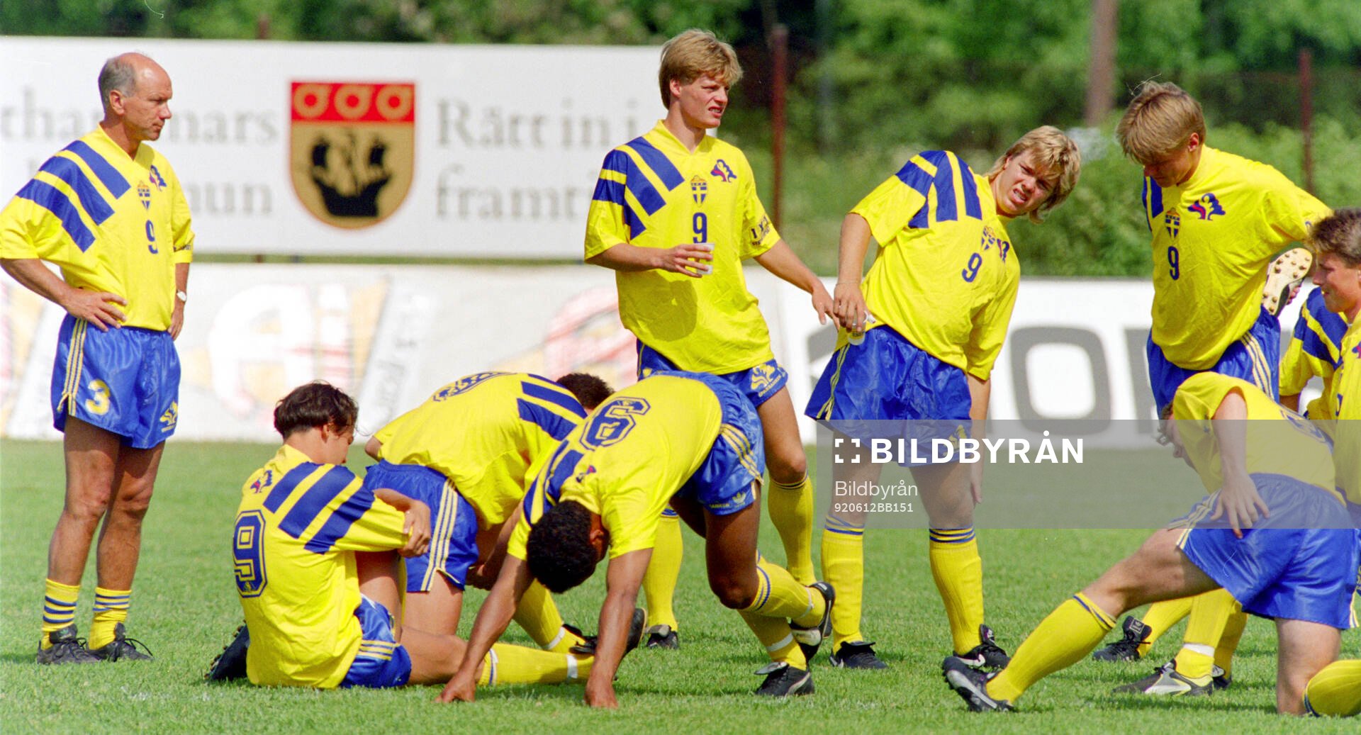 Swedens manager Tommy Svensson oversees training at