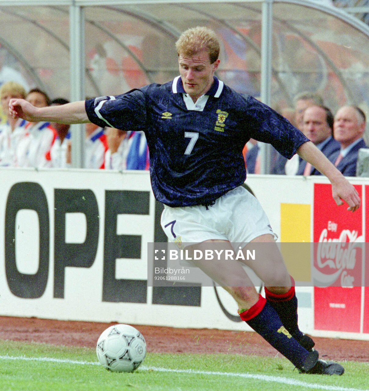Football, Uefa EURO 1992, Group 2, Netherlands - Scotland