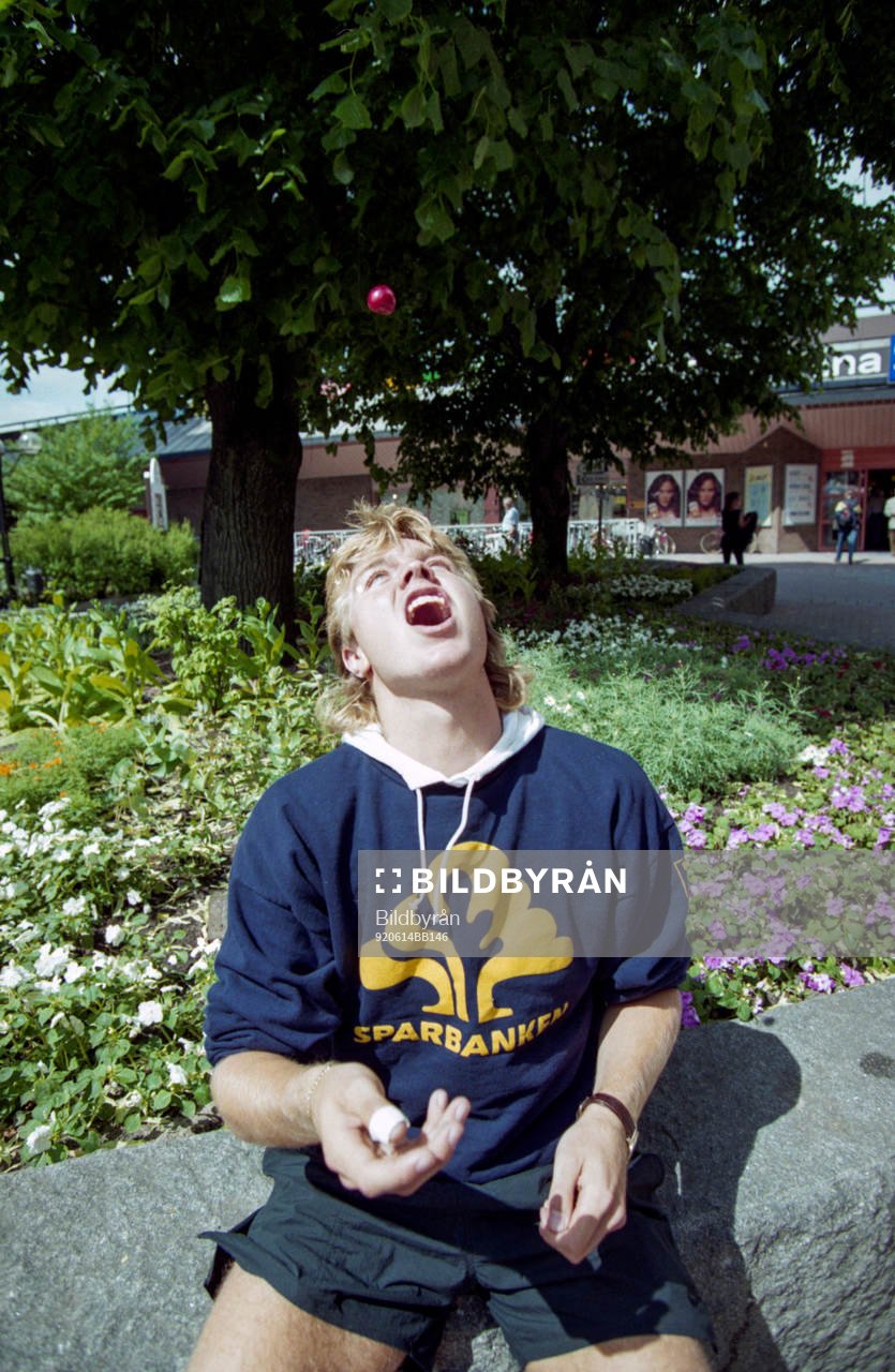 Tomas Brolin, Sverige