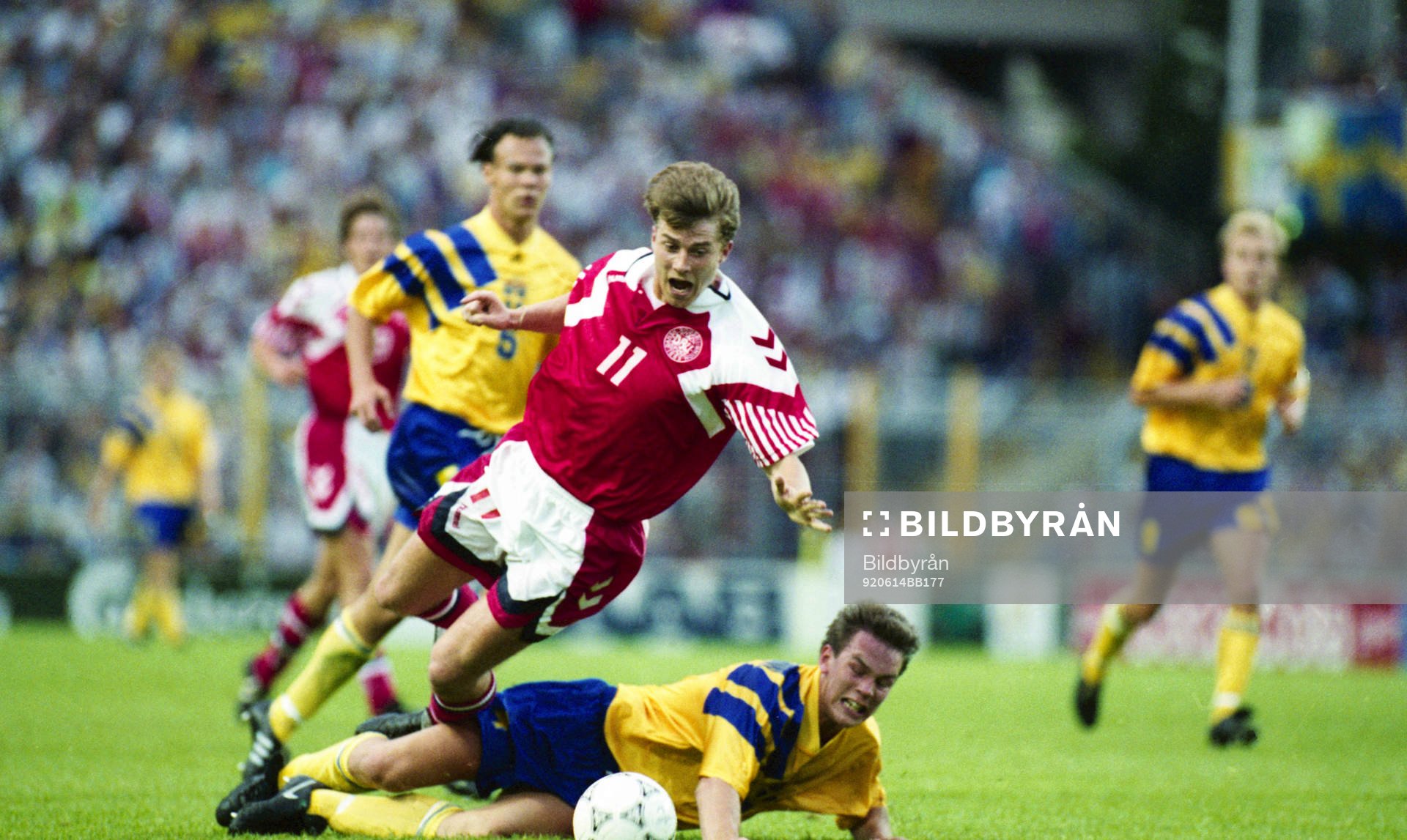  Joachim Björklund och Patrik Andersson, Sverige mot  Brian Laudrup, Danmark