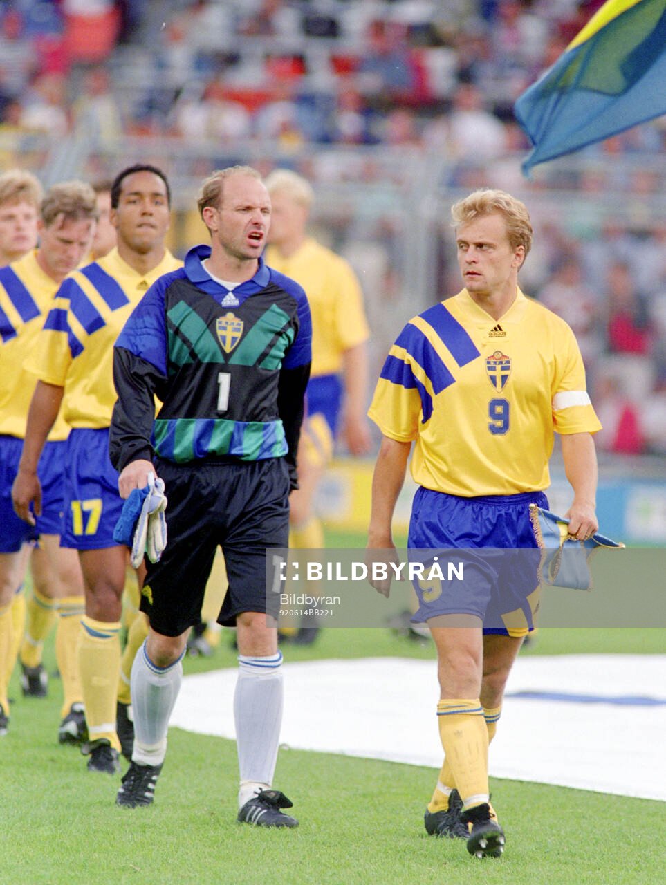 Swedens captain Jonas Thern, goalkeeper Thomas Ravelli and