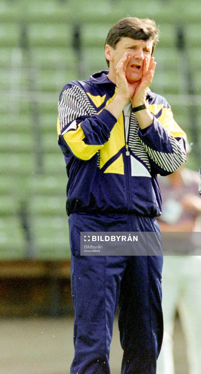 Football, Uefa EURO 1992, Group 2, Germany - Scotland