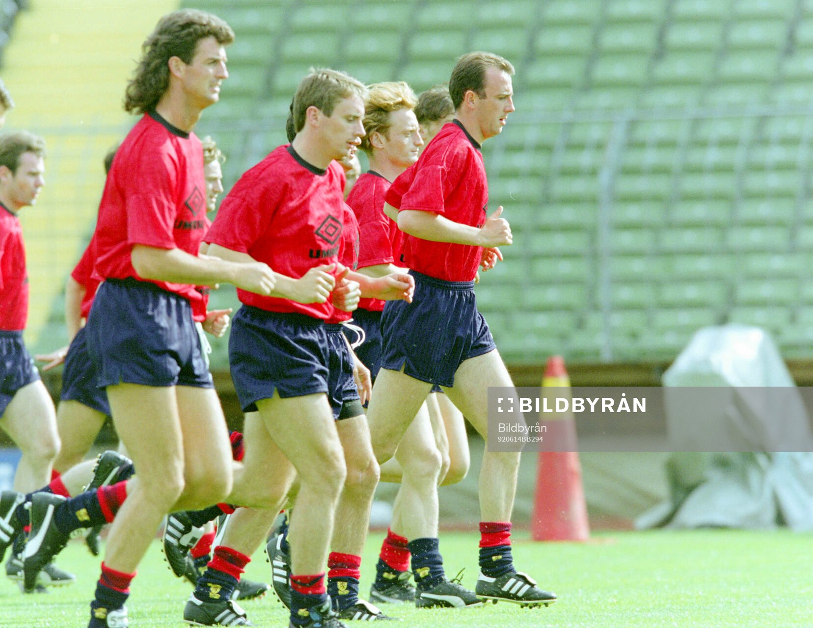 Football, Uefa EURO 1992, Group 2, Germany - Scotland