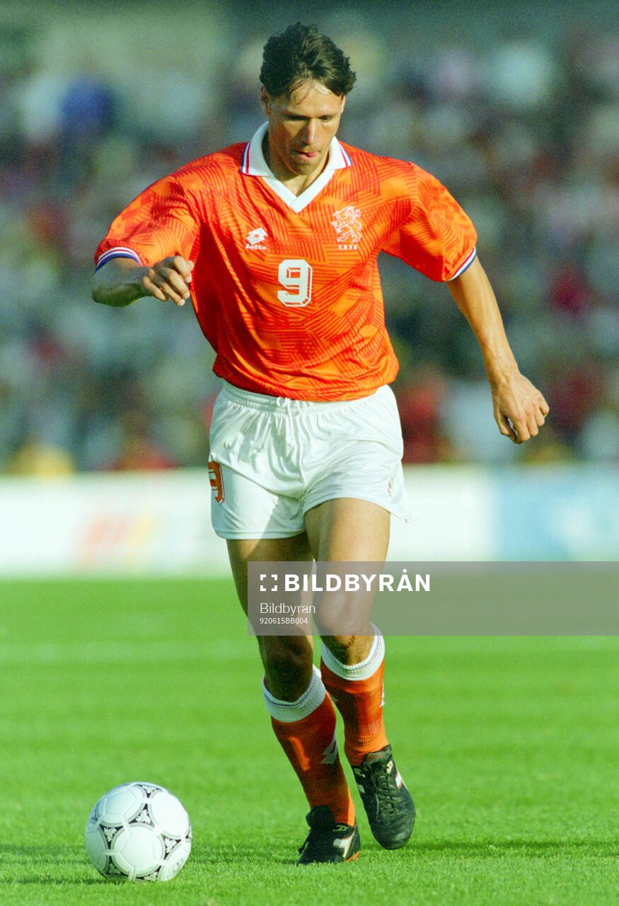 Football, Uefa EURO 1992, Group 2, Netherlands - CIS