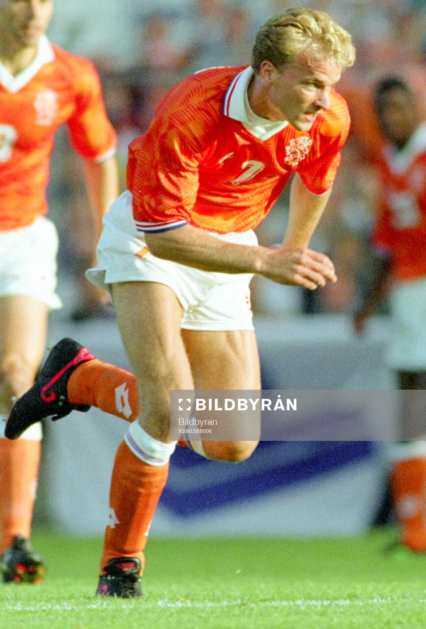 Football, Uefa EURO 1992, Group 2, Netherlands - CIS
