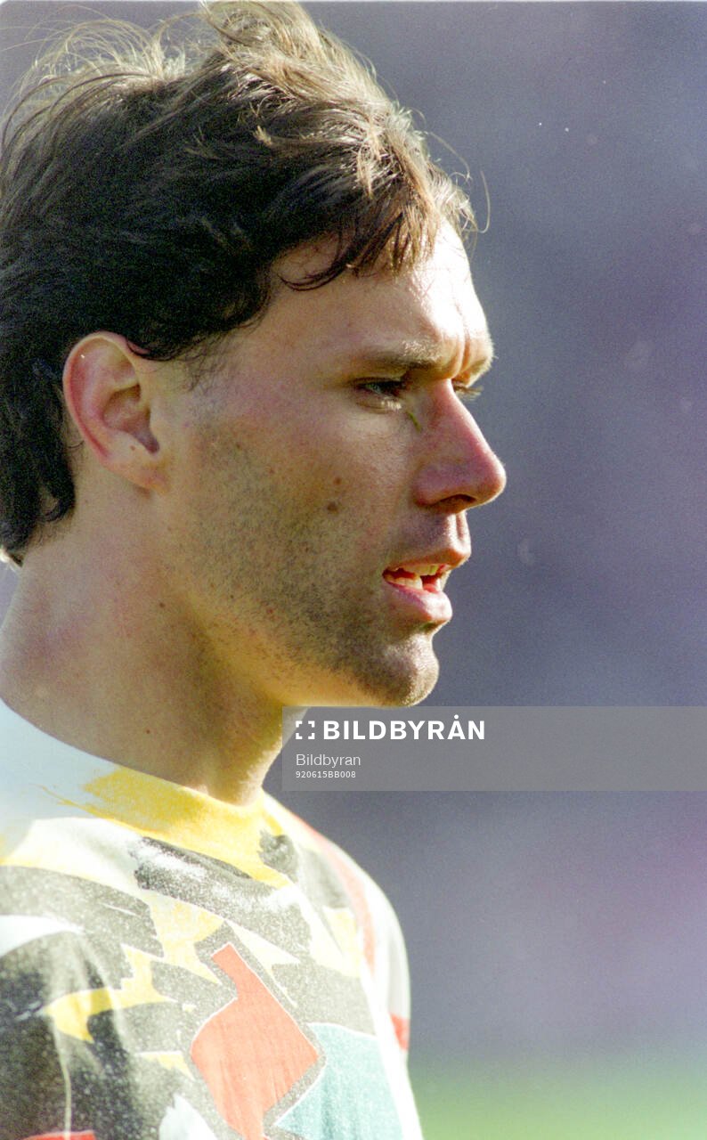 Football, Uefa EURO 1992, Group 2, Netherlands - CIS