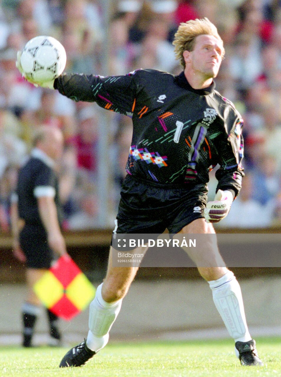 Football, Uefa EURO 1992, Group 2, Netherlands - CIS
