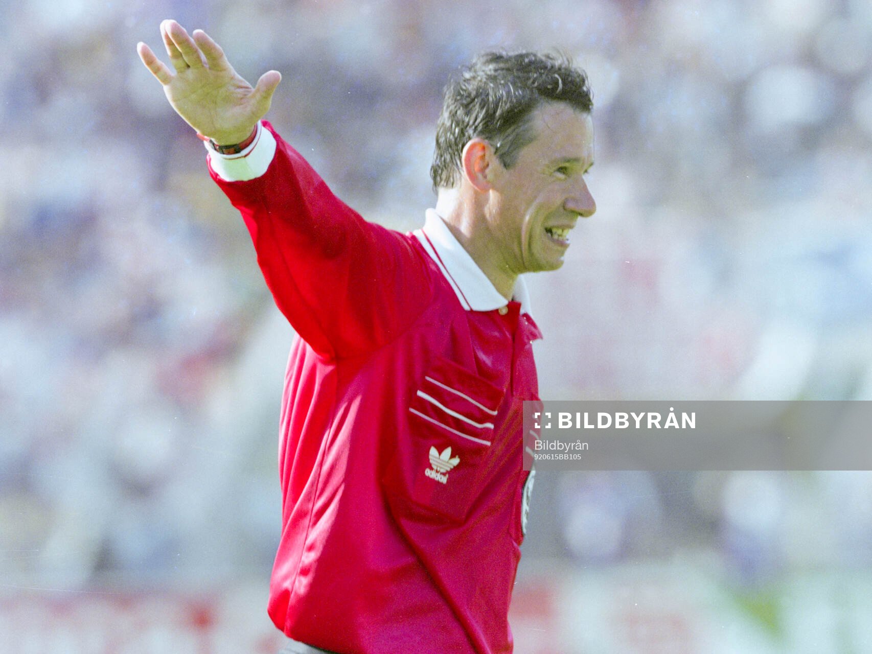 Referee Guy Goethals
