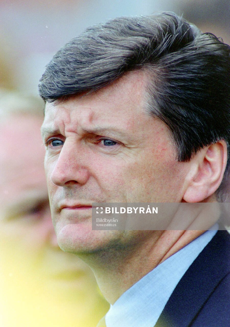 Scotlands manager Andy Roxburgh