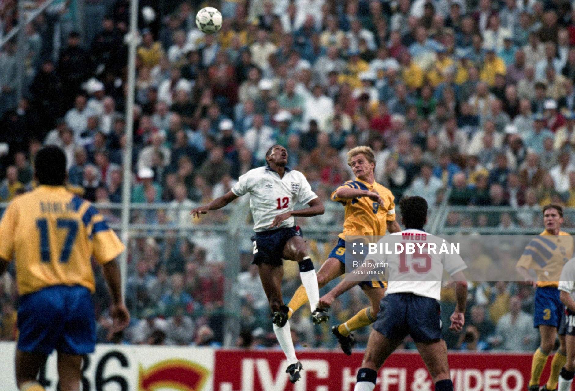 Carlton Palmer, England och Jonas Thern, Sverige