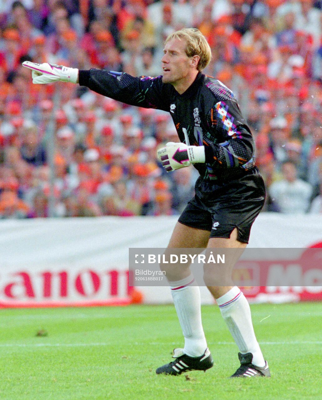 Football, Uefa EURO 1992, Group 2, Netherlands - Germany