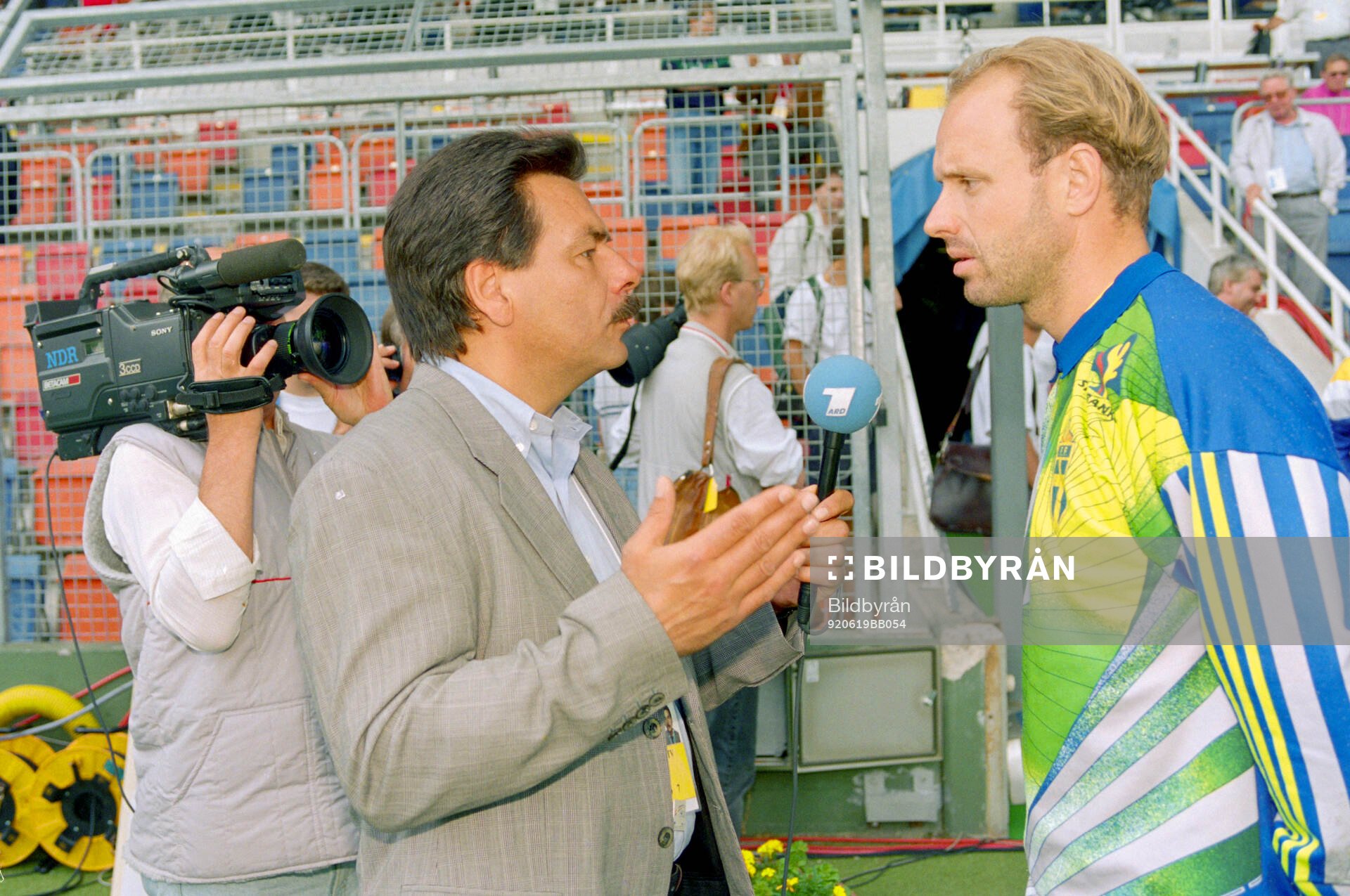 Swedens goalkeeper Thomas Ravelli is interviewed by a
