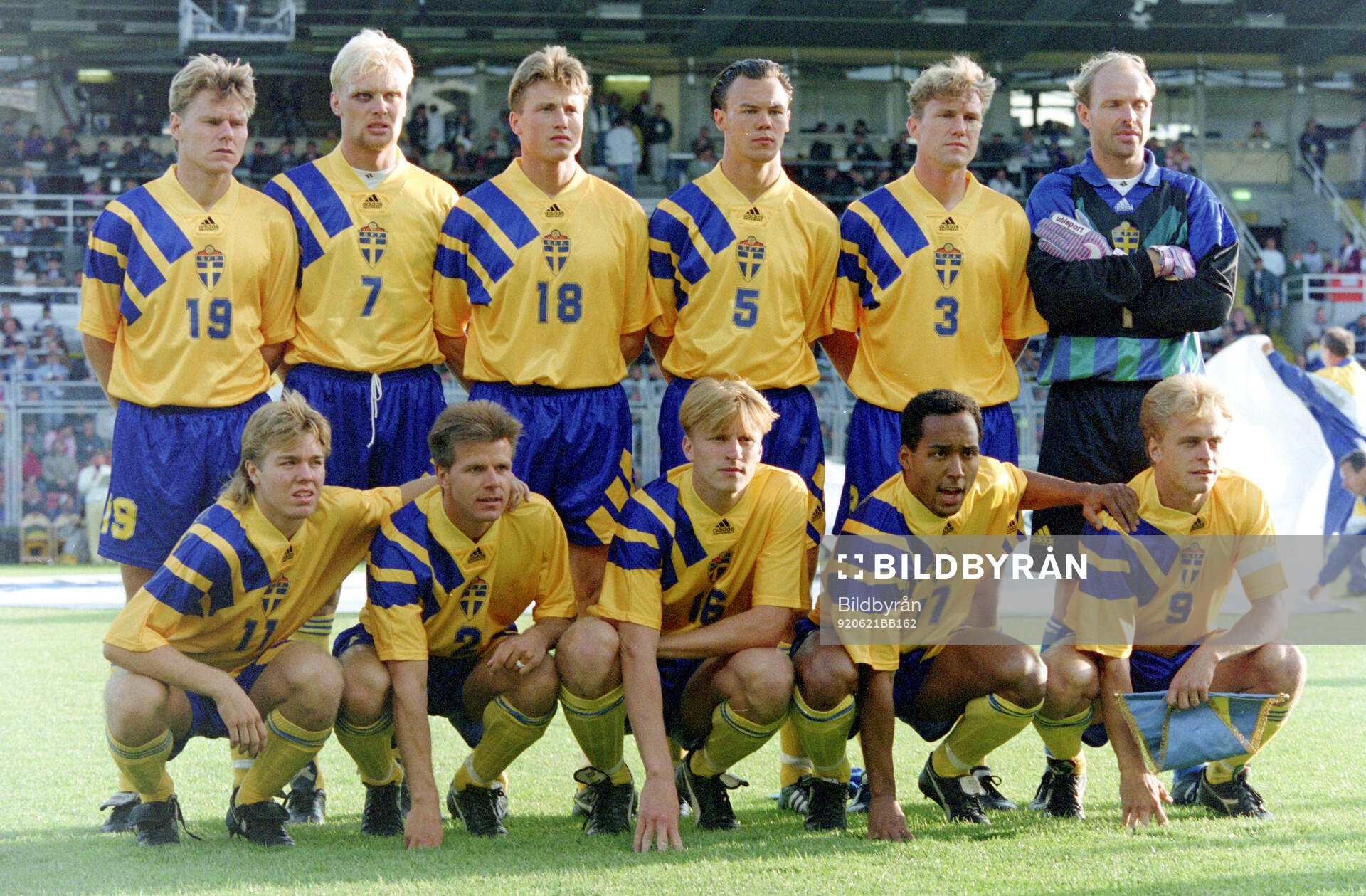 Sweden team group. Back row L-R: Joakim Nilsson, Klas