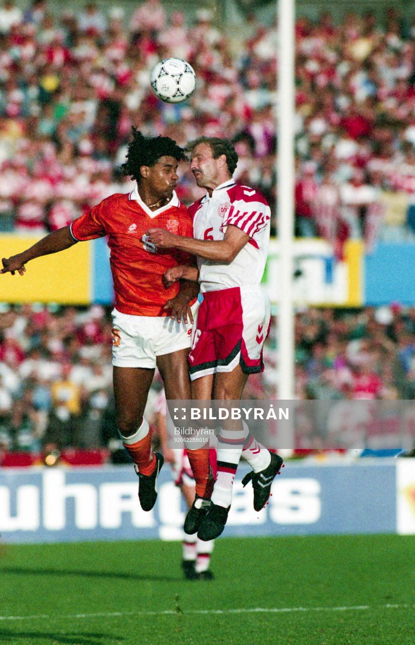Ruud Gullit, Holland vinner en nickduell