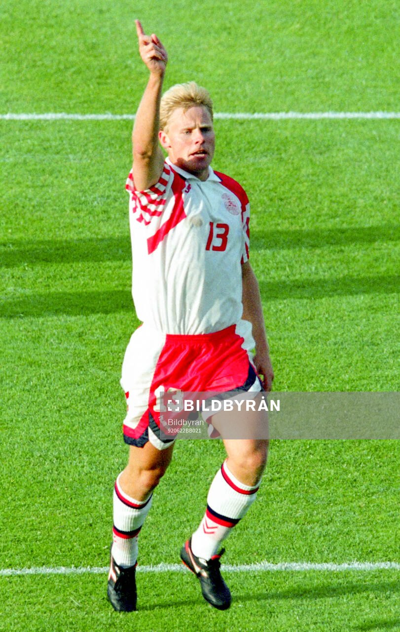 Football, Uefa EURO 1992, Semifinal, Netherlands - Denmark