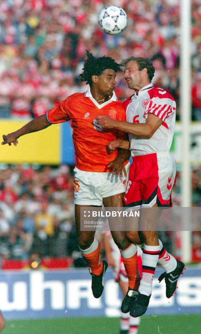 Football, Uefa EURO 1992, Semifinal, Netherlands - Denmark