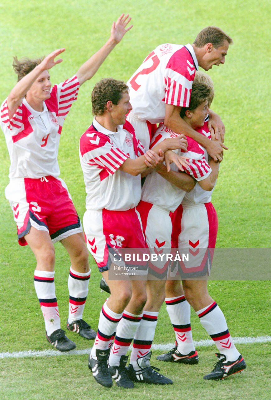Football, Uefa EURO 1992, Semifinal, Netherlands - Denmark