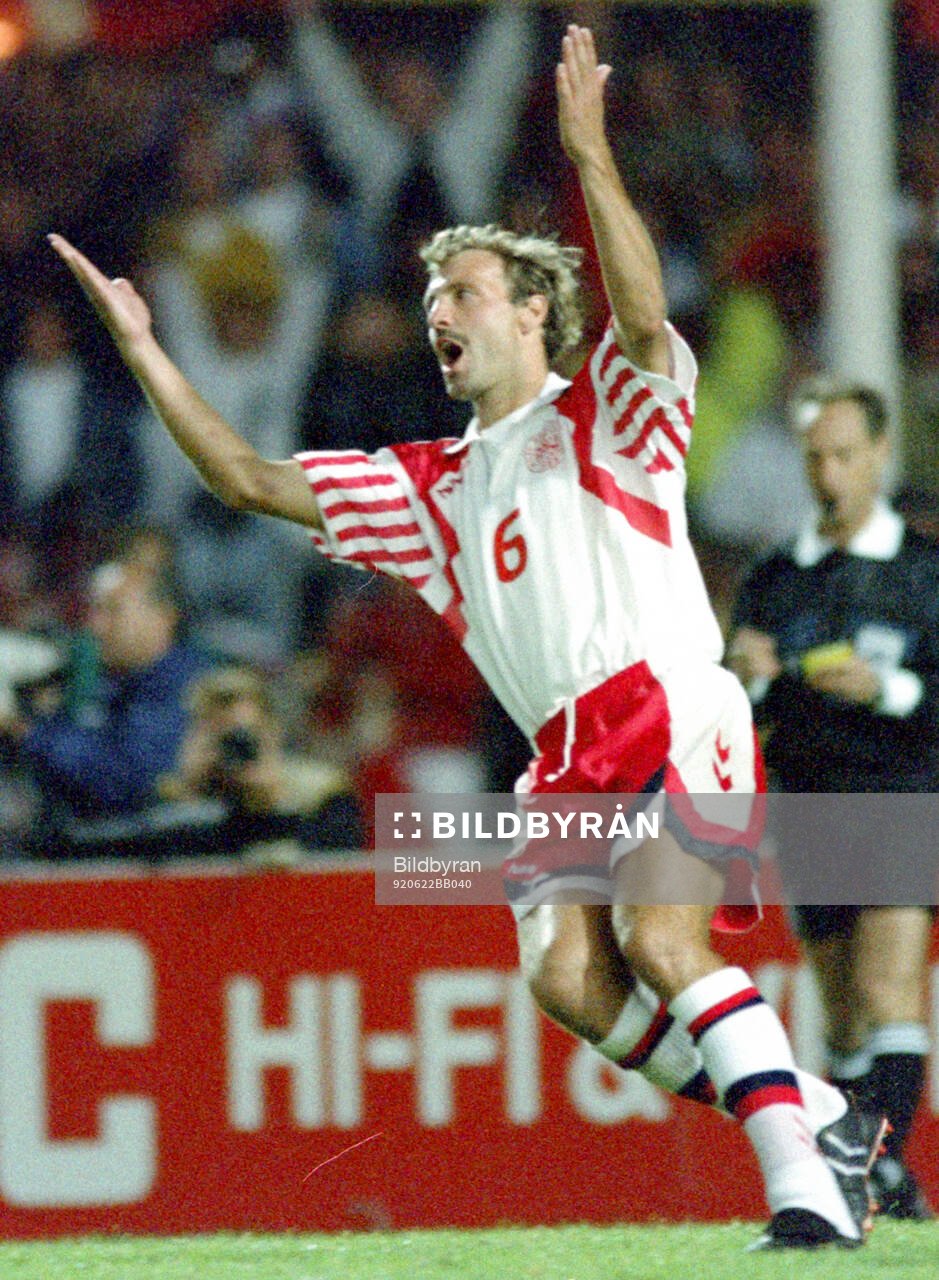 Football, Uefa EURO 1992, Semifinal, Netherlands - Denmark